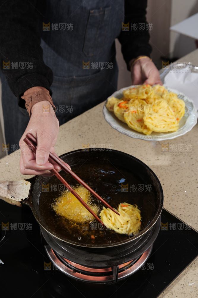 炸薯饼