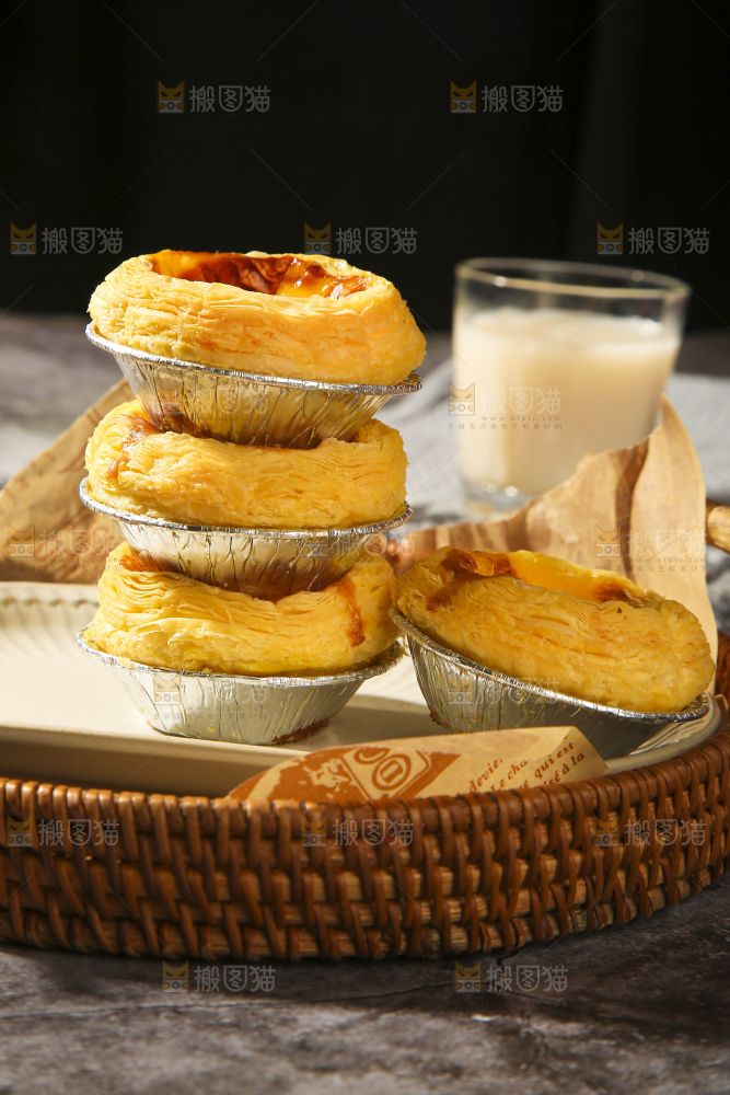 深底上的蛋挞