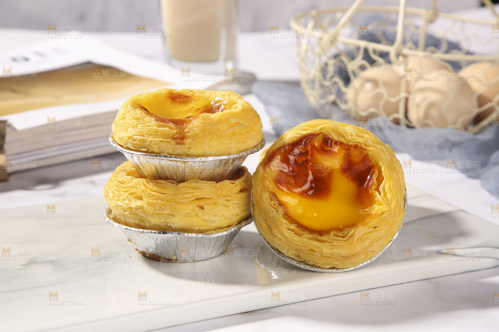 浅底上的葡式蛋挞