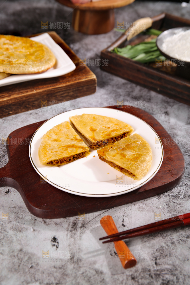 深底上的牛肉馅饼