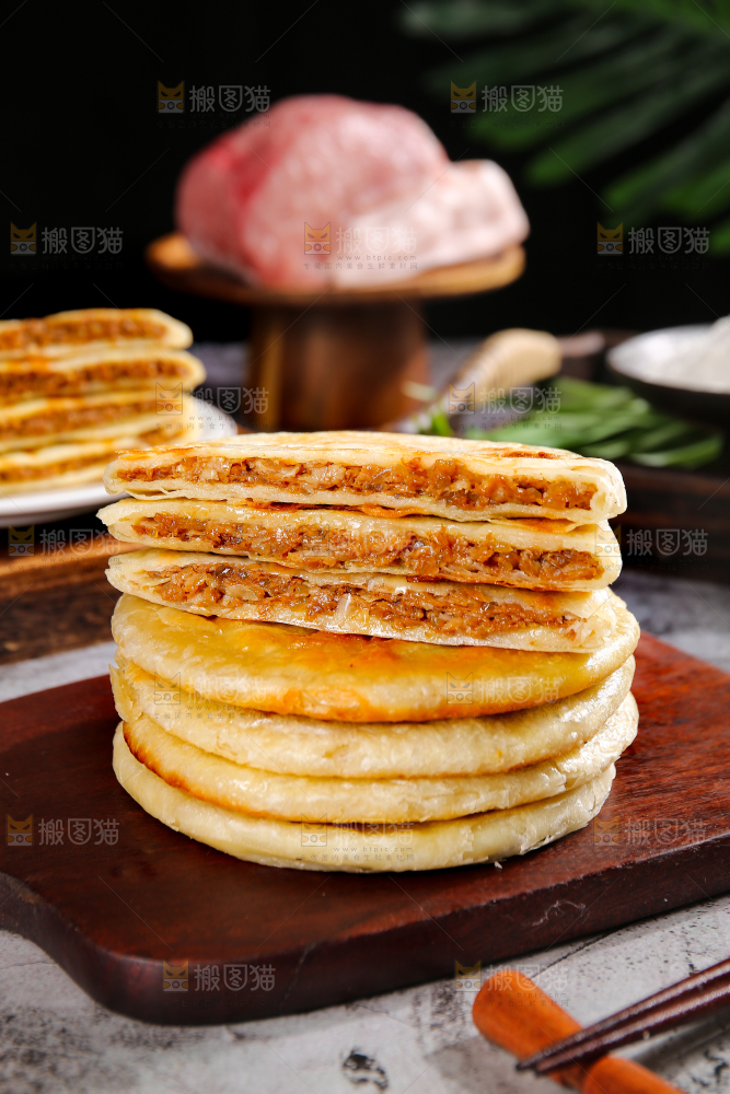 深底上的牛肉馅饼