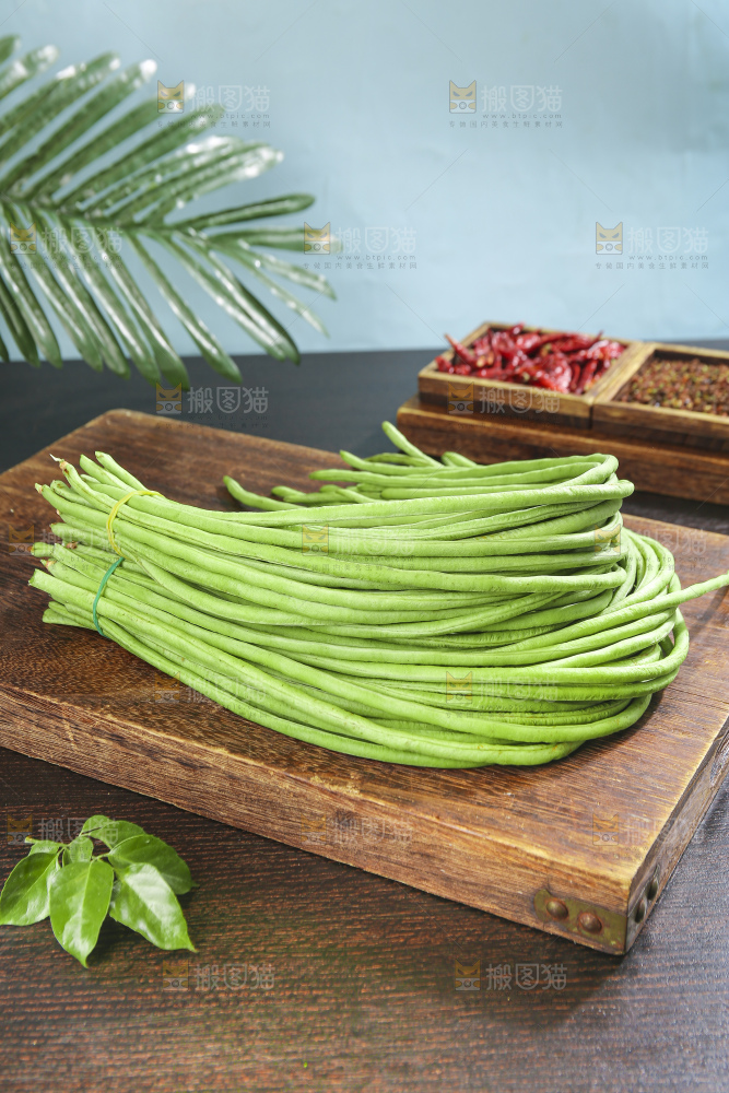 木底上的山东鲜长豆角