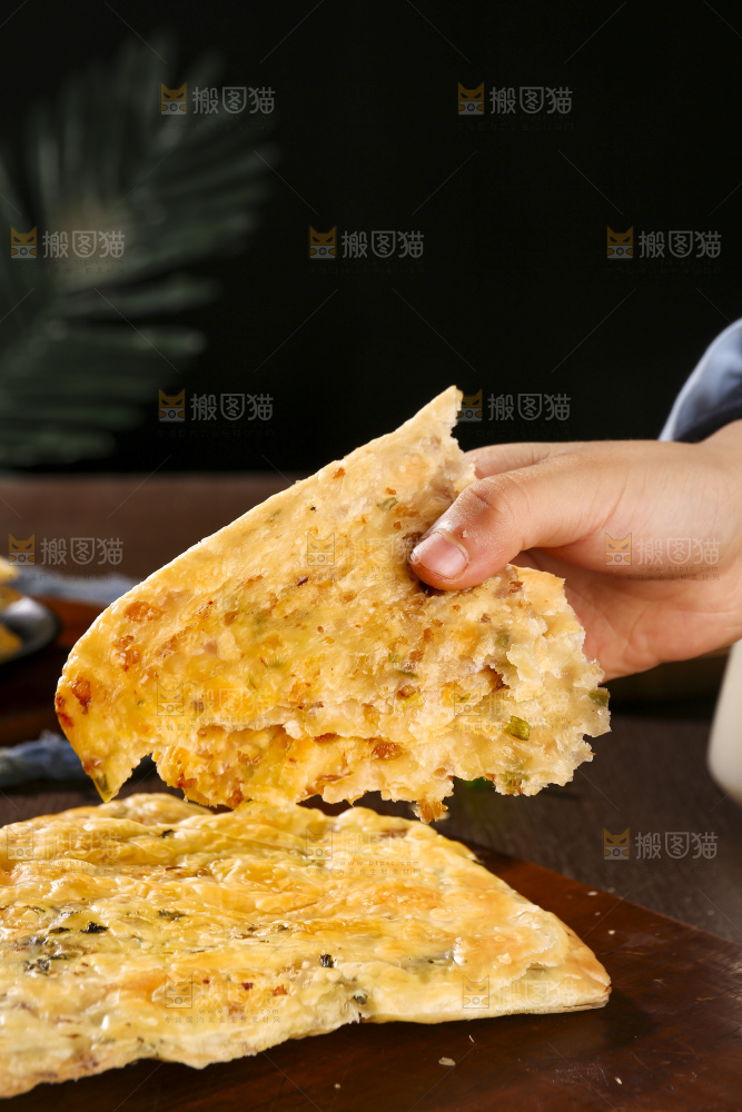 深底上的锅盔