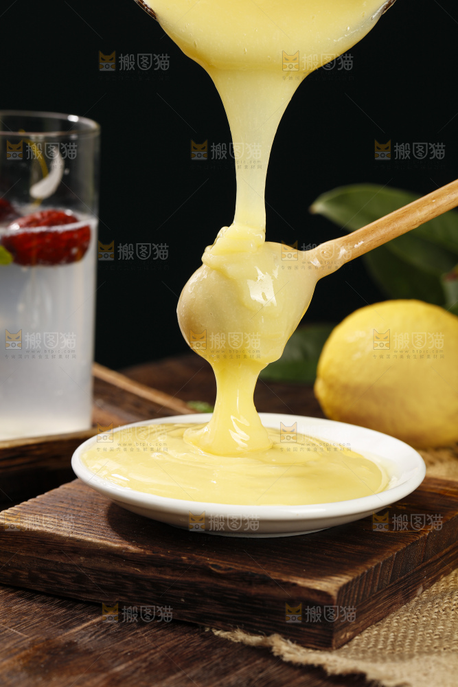 深底上的蜂王浆