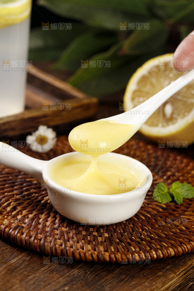 深底上的蜂王浆