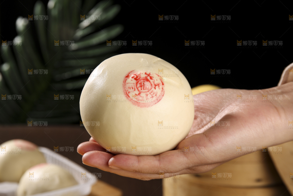深底上的白面馒头