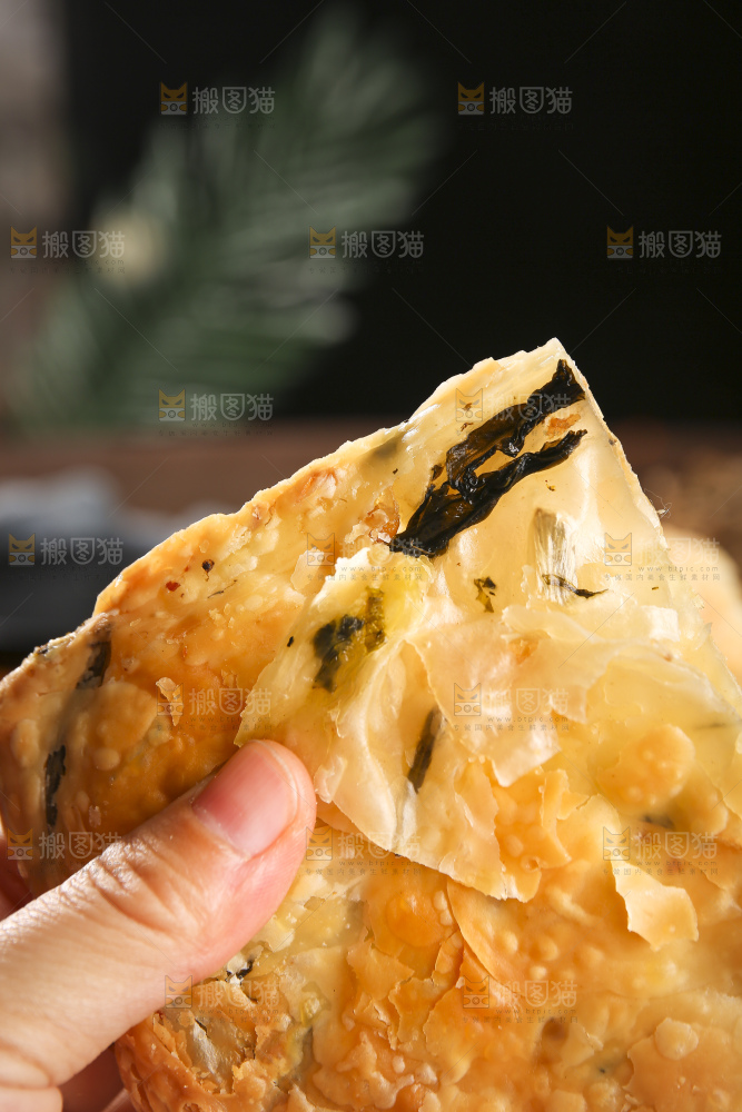 深底上的锅盔