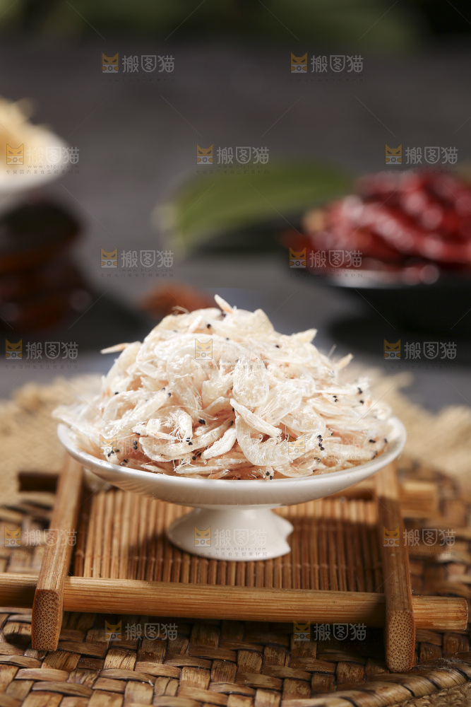 深底上的虾米皮