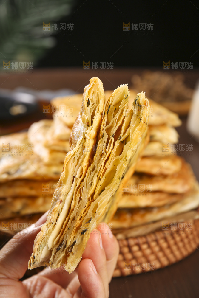 深底上的锅盔