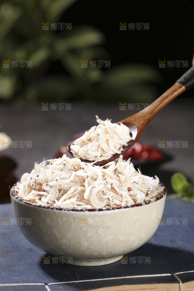 深底上的虾米皮