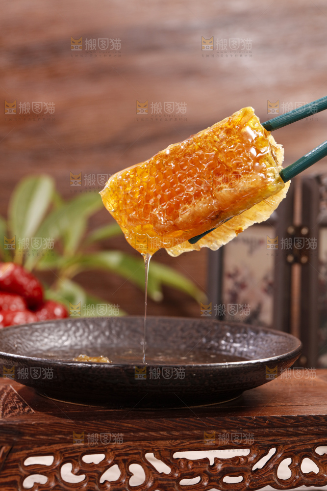 深底上的蜂巢蜜