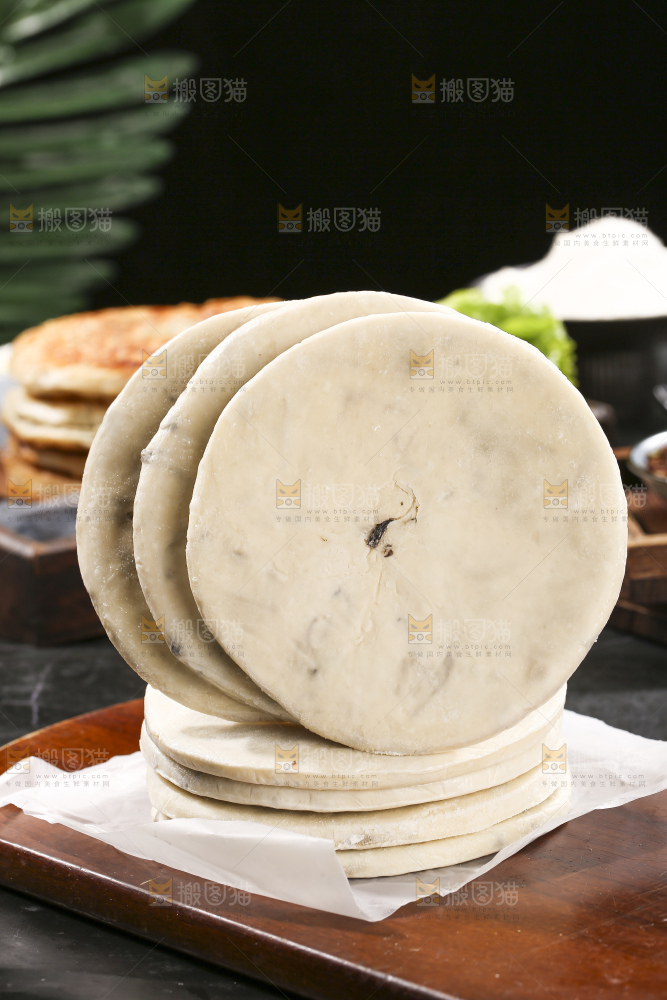 深底上的梅干菜饼