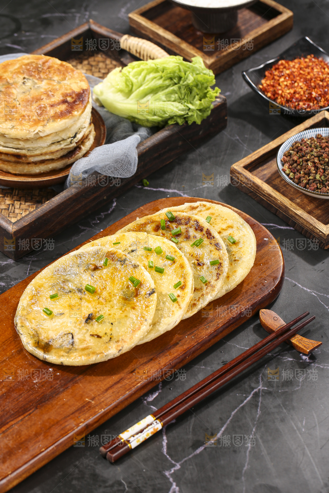 深底上的梅干菜饼