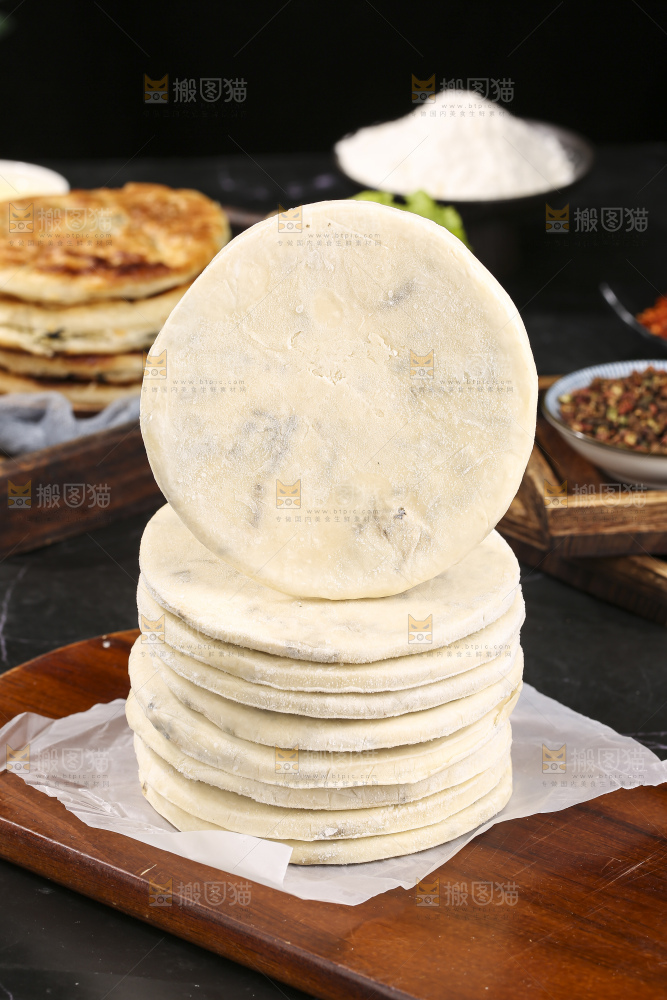 深底上的梅干菜饼