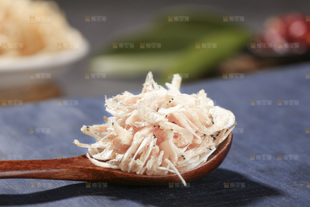 深底上的虾米皮