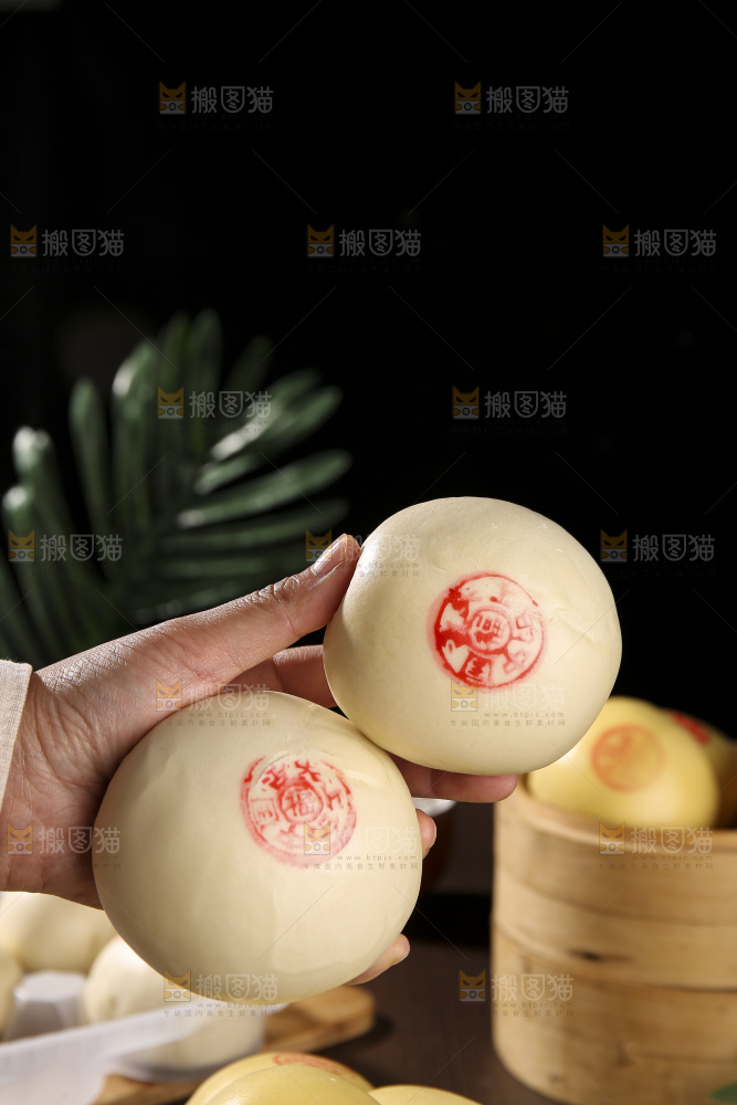 深底上的白面馒头
