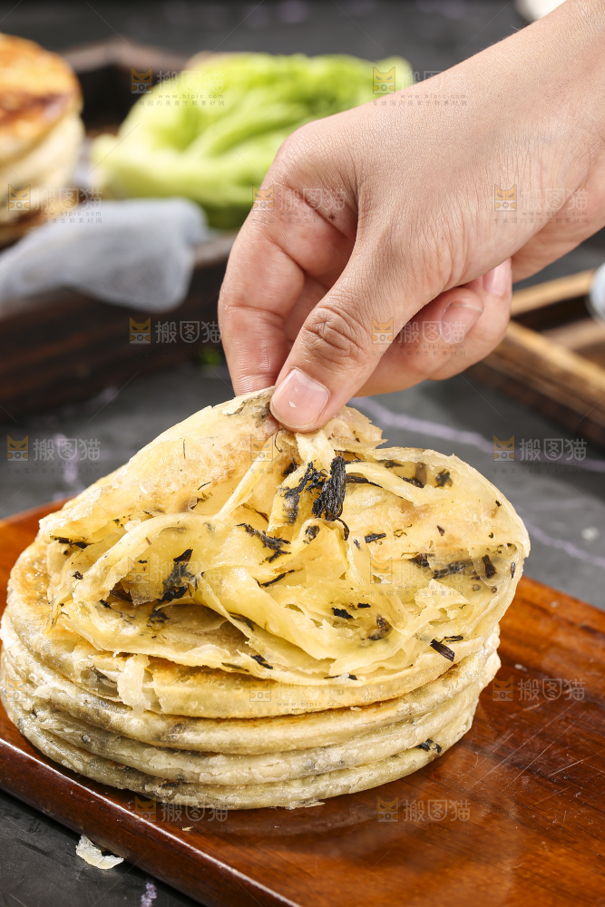 深底上的梅干菜饼