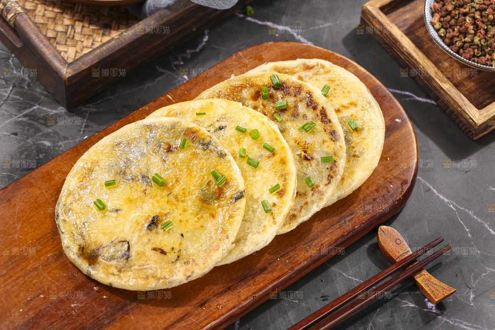 深底上的梅干菜饼