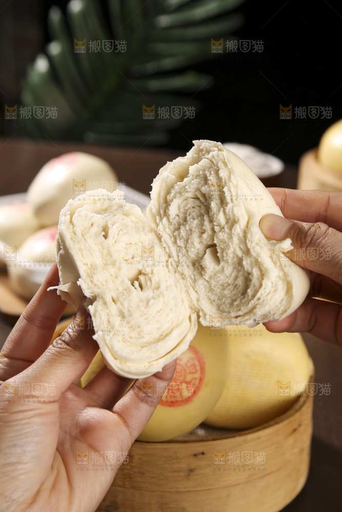 深底上的白面馒头
