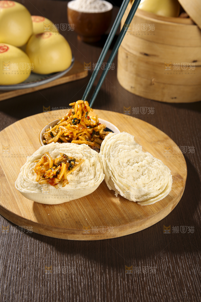 深底上的白面馒头