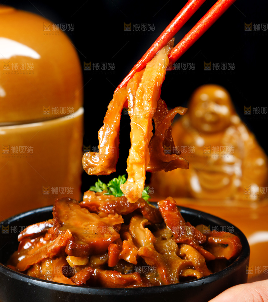 深底上的佛跳墙食材