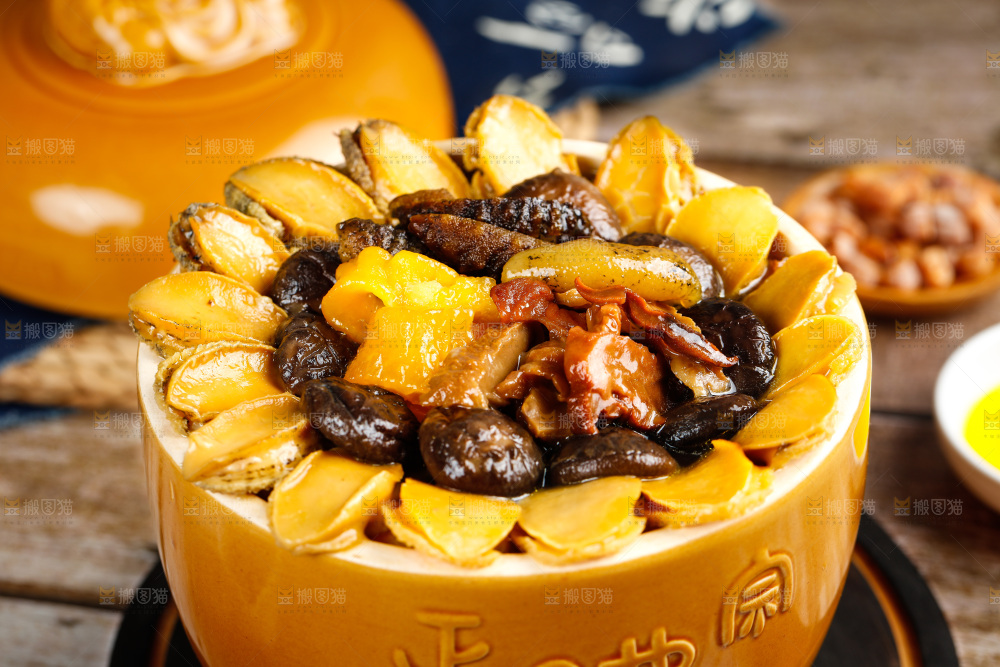 深底上的佛跳墙食材