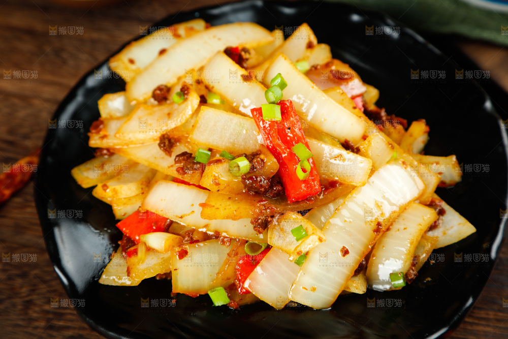 深底上的佛跳墙食材