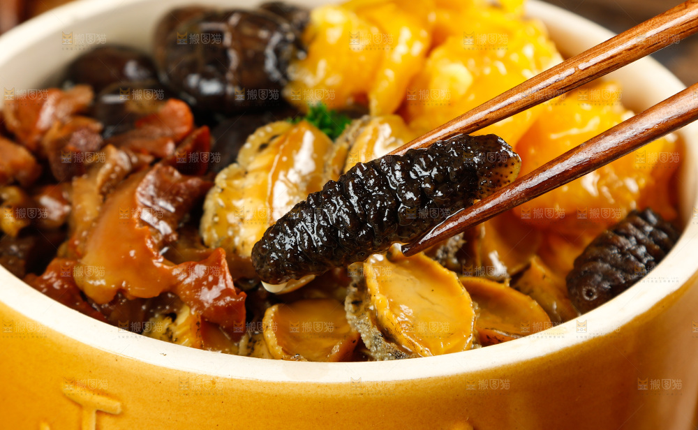 深底上的佛跳墙食材