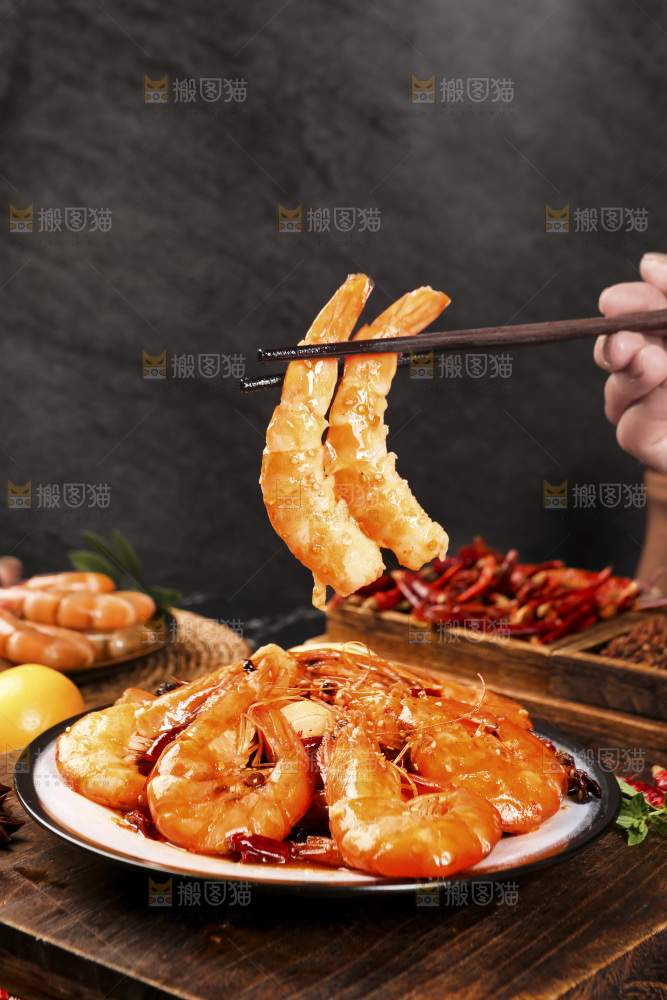 深底上的香辣大虾