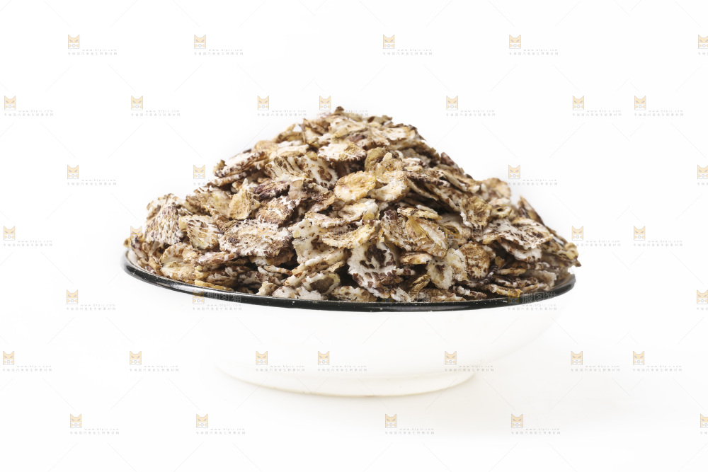 白底上的十谷燕麦片