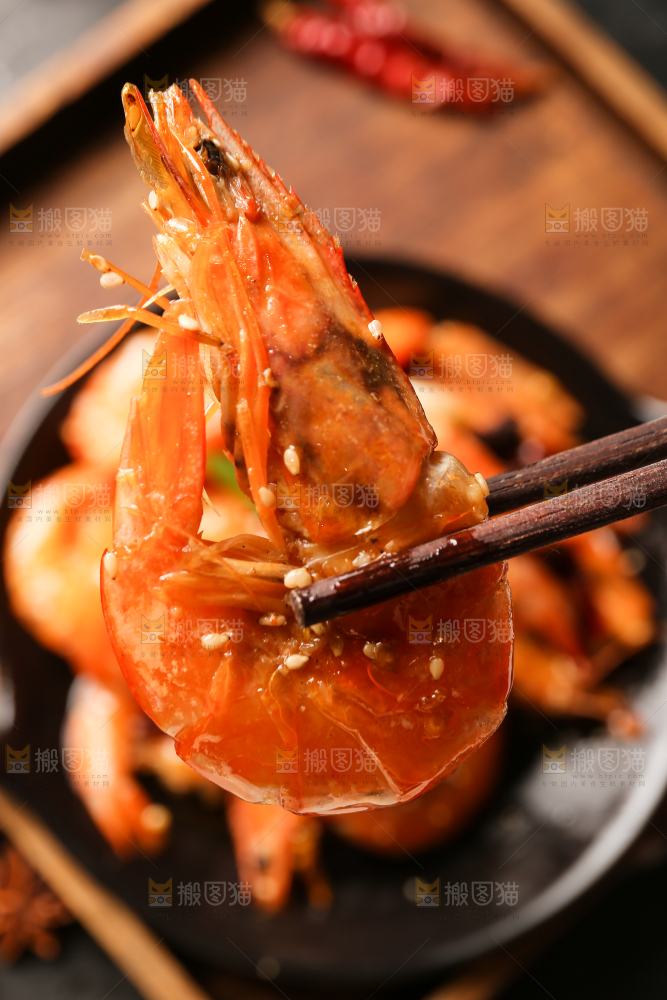 深底上的香辣大虾