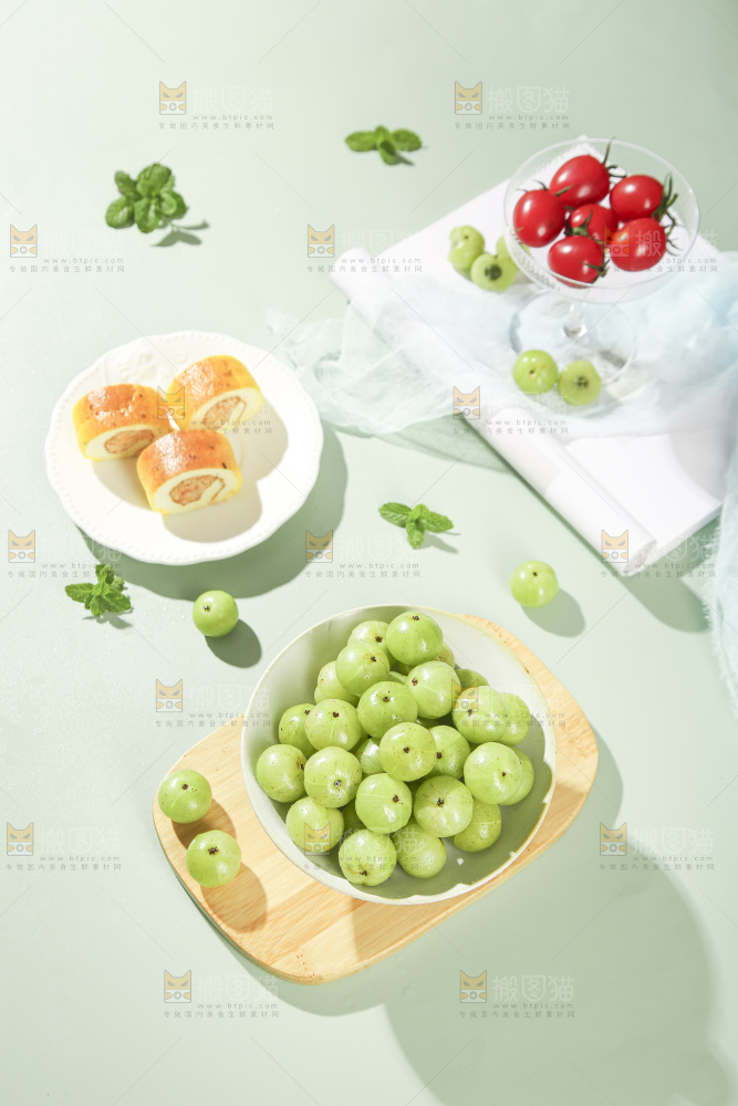 浅底上的油甘果