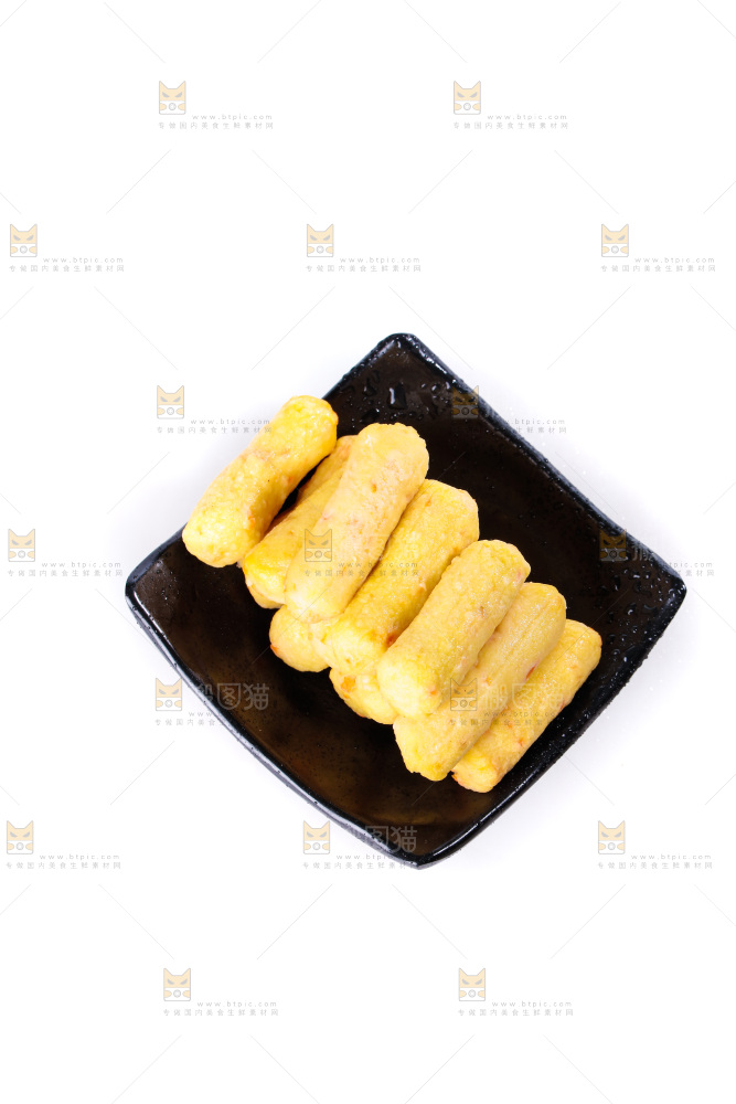 白底上的火锅丸子