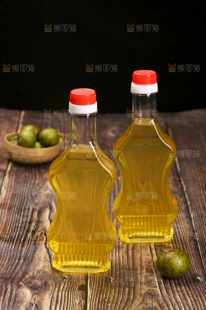 深底上的山茶油