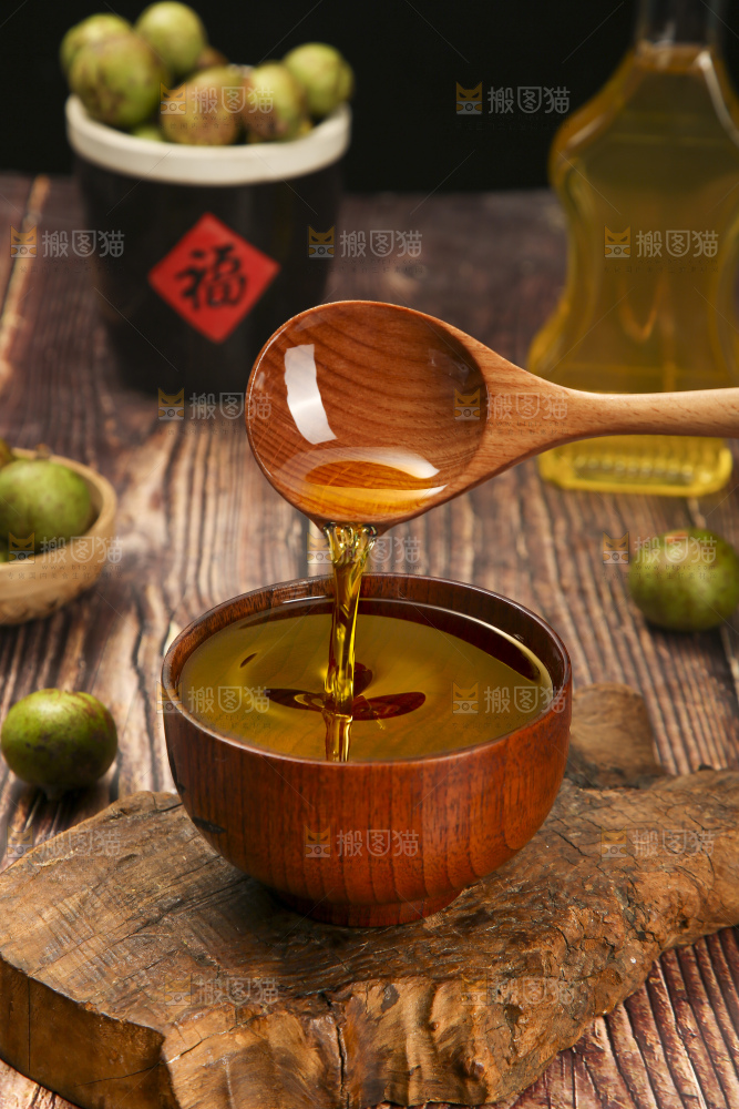 深底上的山茶油