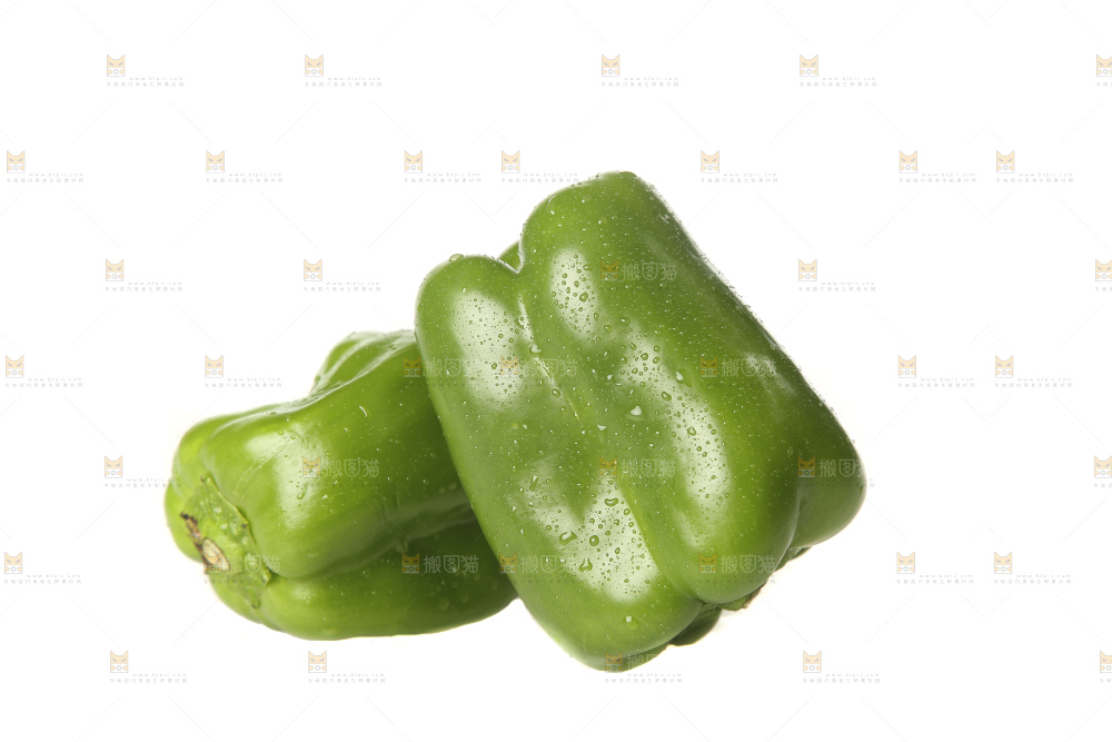 白底上的青圆椒