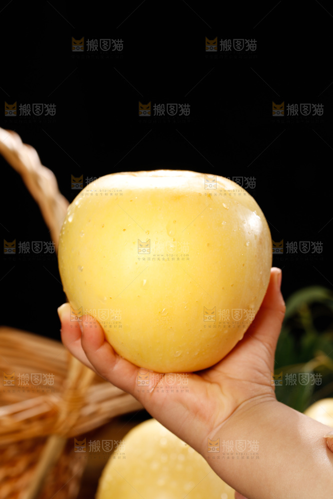 深底上的维纳斯苹果