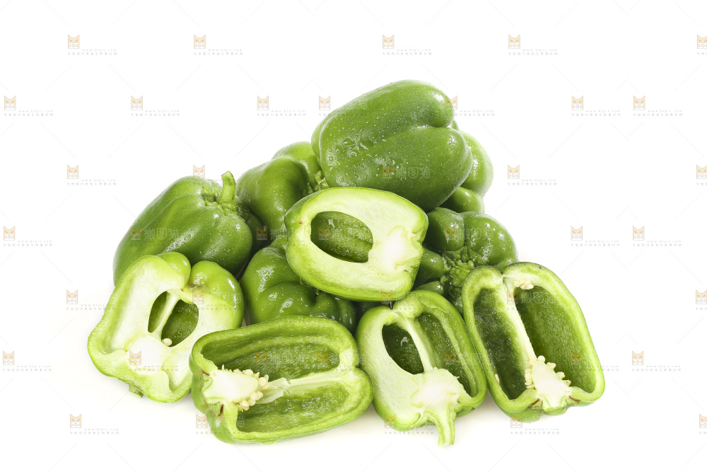 白底上的青圆椒
