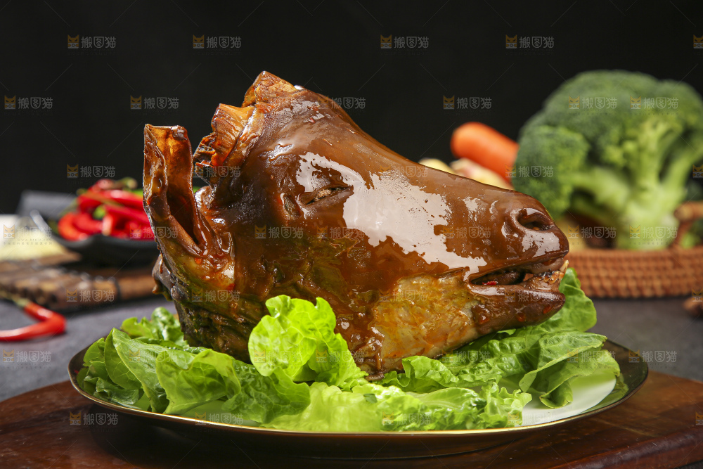 深底上的羊头肉