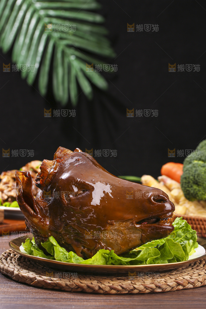 深底上的羊头肉