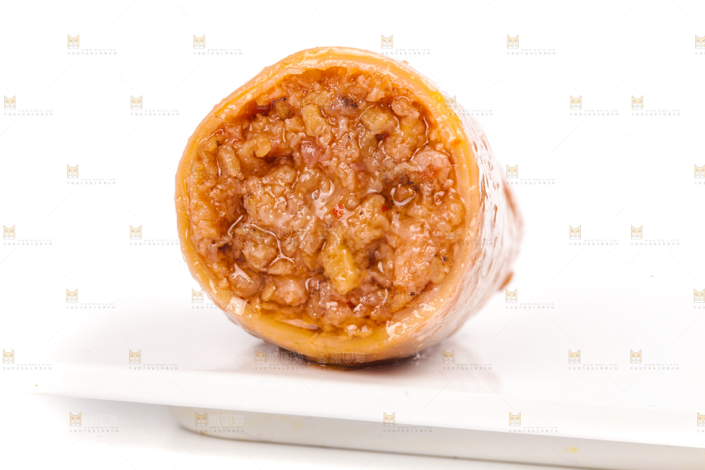 白底上的鱿鱼仔