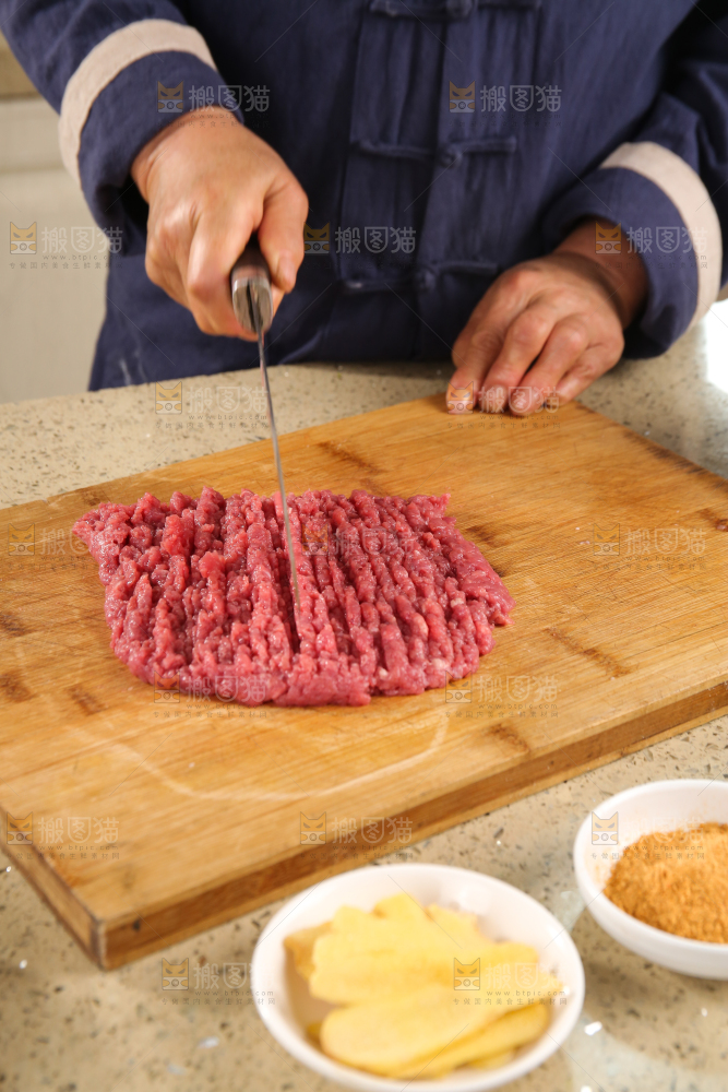 手工牛肉饺子制作
