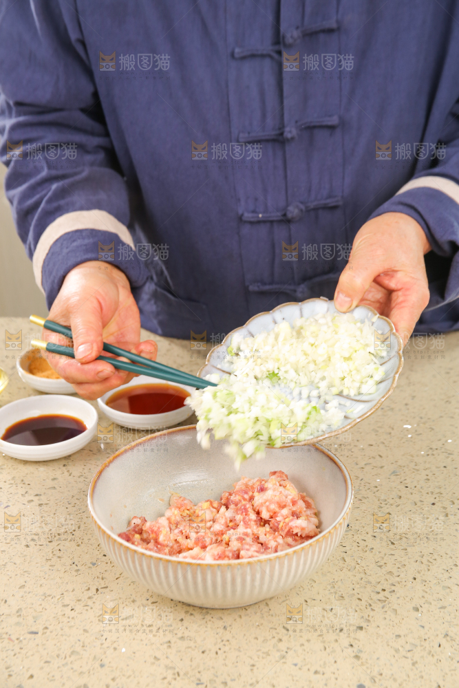 手工牛肉饺子制作