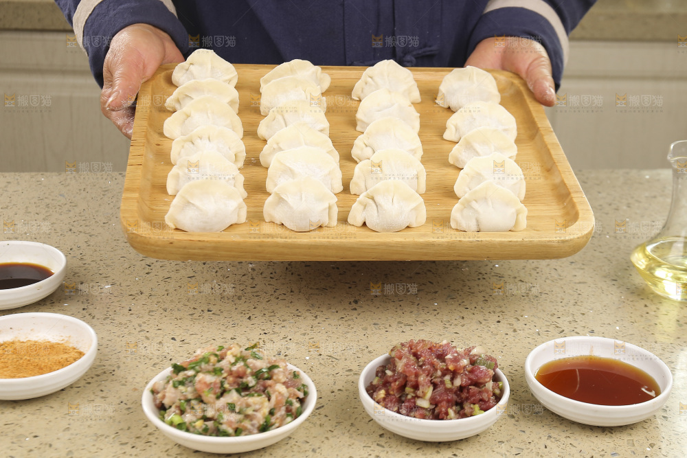 手工牛肉饺子制作