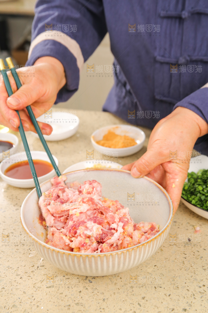 手工牛肉饺子制作
