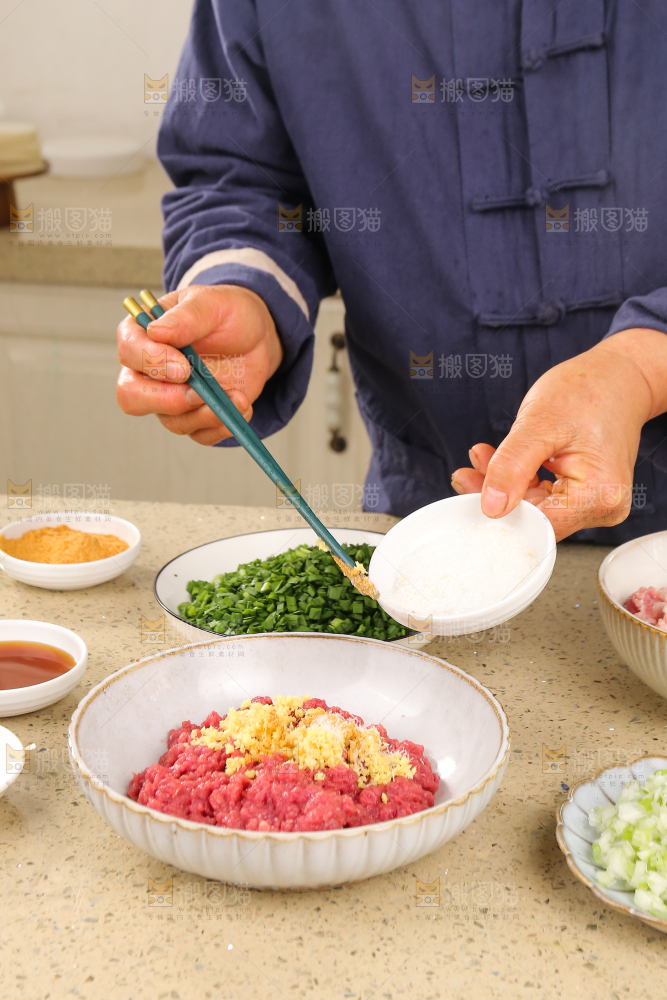 手工牛肉饺子制作