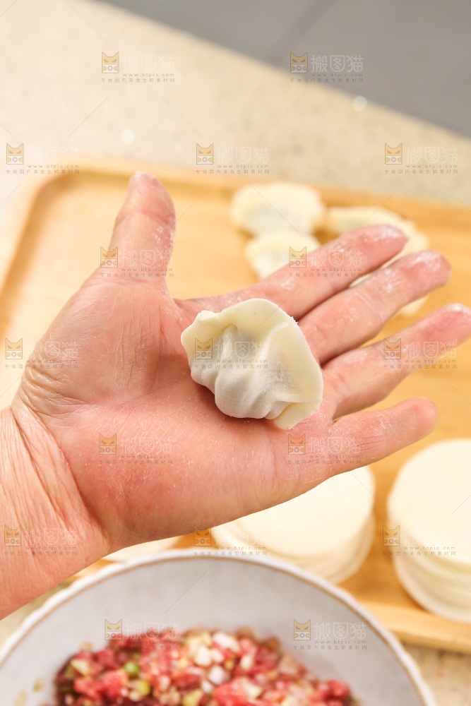 手工牛肉饺子制作
