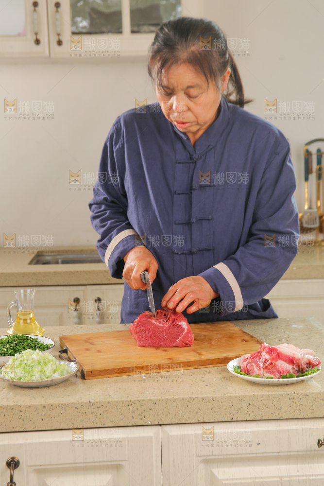 手工牛肉饺子制作
