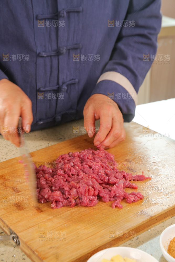 手工牛肉饺子制作