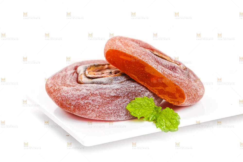 白底上放着圆柿饼
